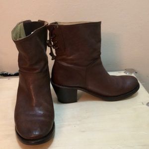 Ladies brown Frye boots